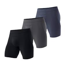 Say Goodbye to Bulges: Tips for Choosing Seamless Underwear For Men